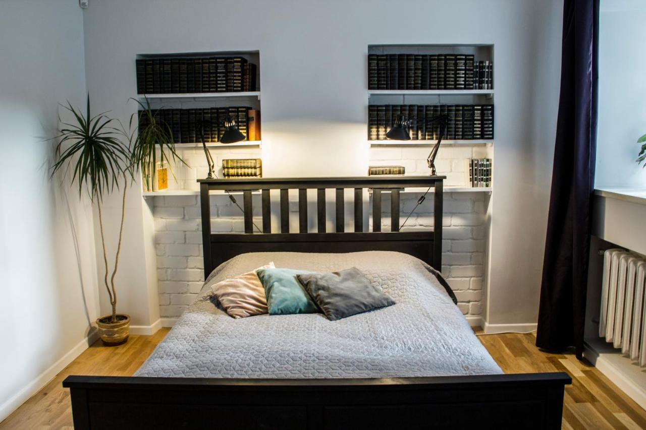 Mini Home Bookshop Studios Аеропорт Вільнюс Екстер'єр фото